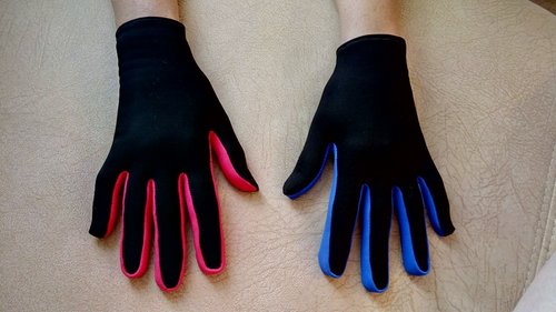 Gloves.jpg