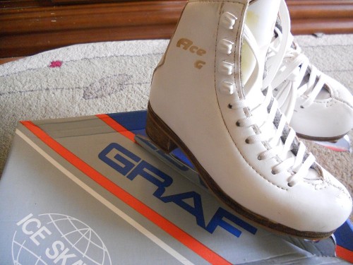 GRAF ACE.JPG